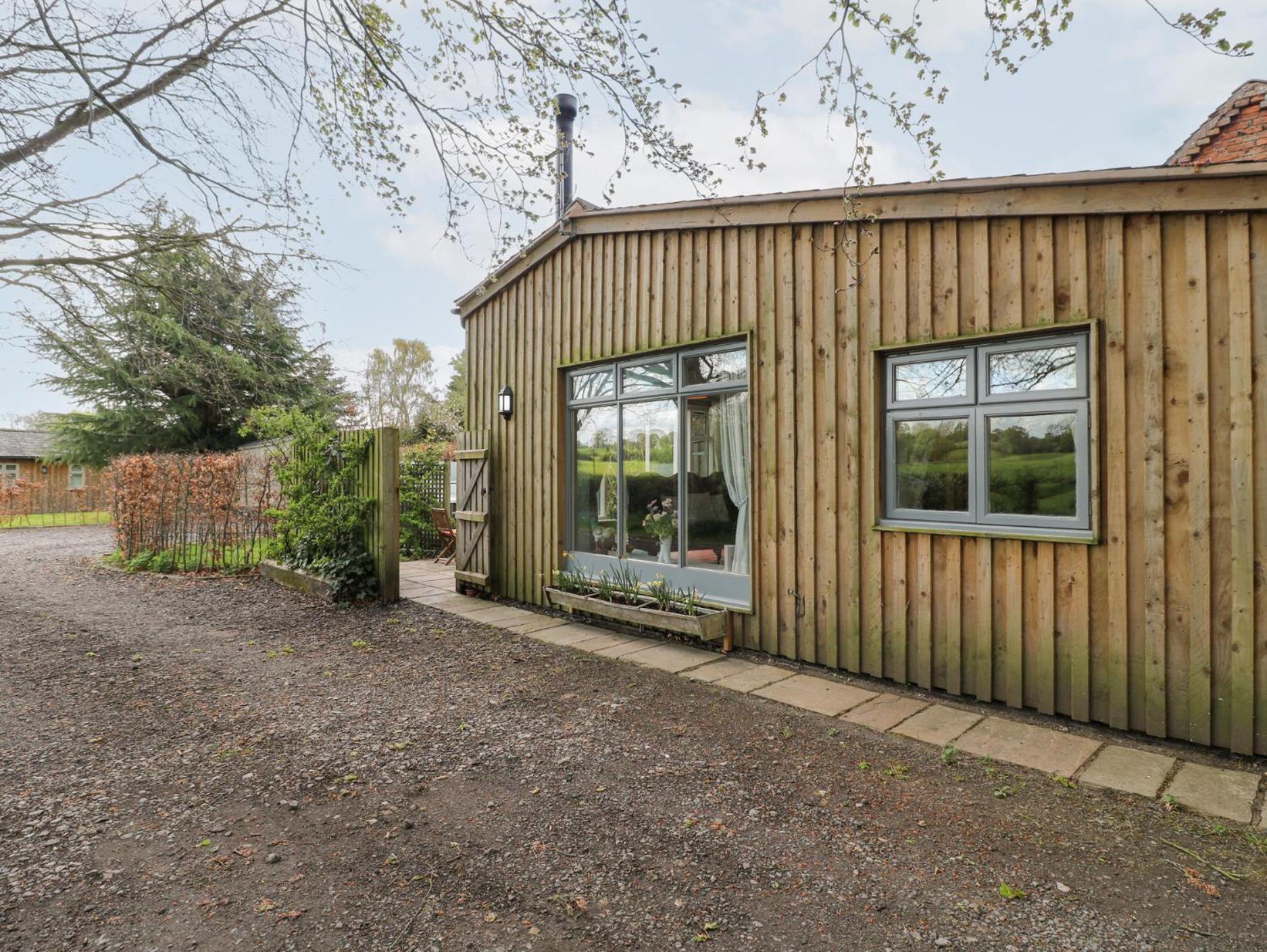 Hen House View Villa Rugeley Bagian luar foto